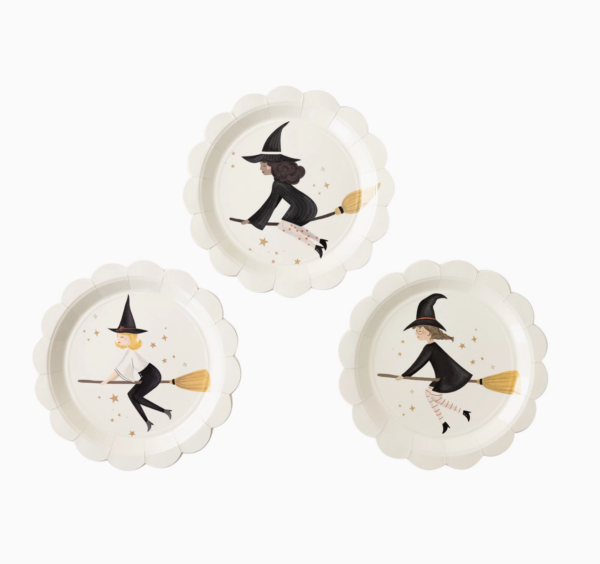 witching house paper plates 8pk